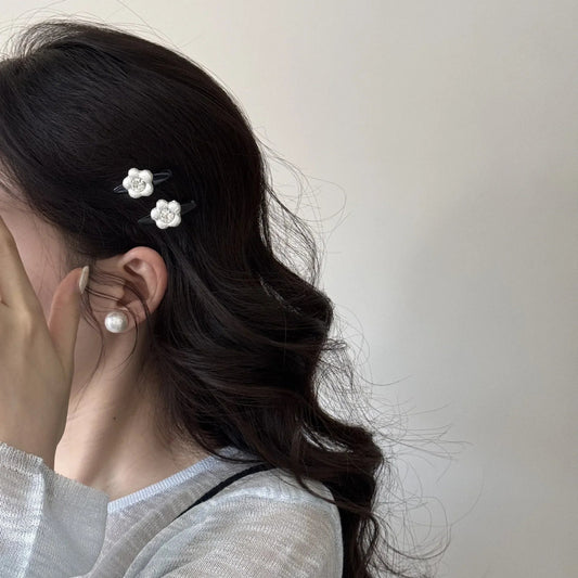 2pcs Sweet Fashion Korean Style Pearl Flower Clip Womens Bangs Clip Elegant Designed Duckbill Hair Rhinestone Accessory Pair Set - Daebak