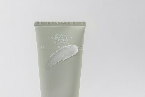 celimax JI WOO GAE Cica BHA Acne Foam Cleansing 150ml - Daebak