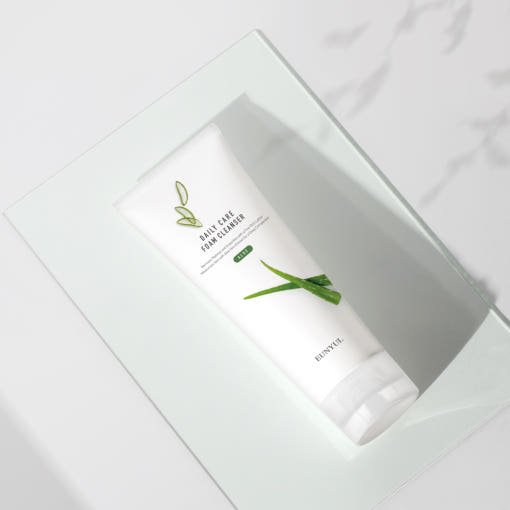 EUNYUL Daily Care ALOE Foam Cleanser 150ml - Daebak