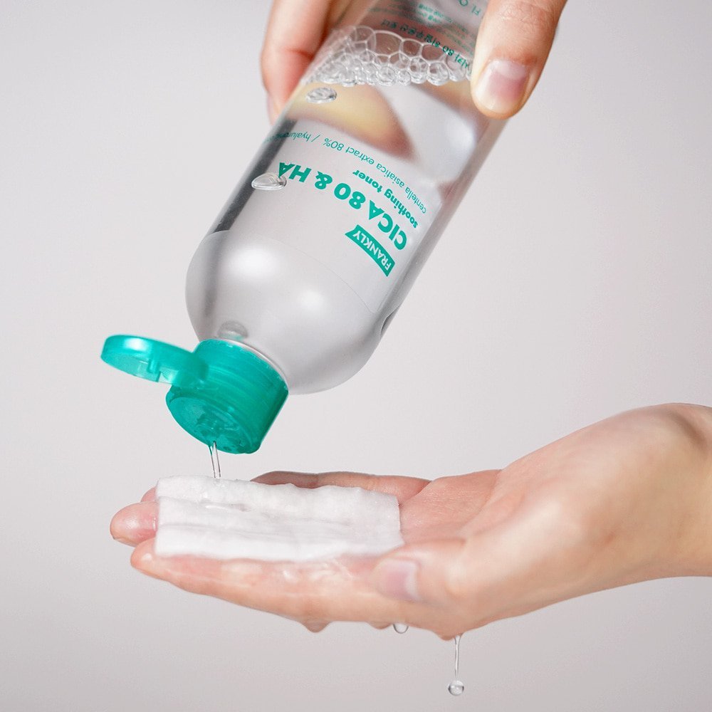 FRANKLY CICA 80 & Hyaluronic Acid Toner 260ml - Daebak