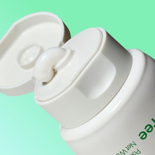 innisfree Green Tea Amino Hydrating Cleansing Foam 250g - Daebak