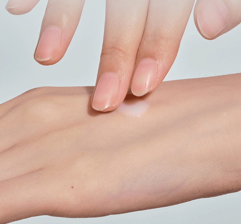 innisfree Green Tea Ceramide Milk Barrier Essence 90ml - Daebak