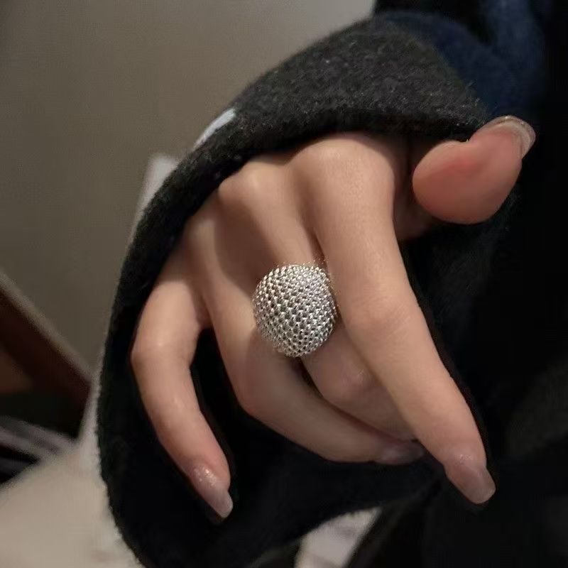Korean Style High Street Retro Line Winding Cool Unisex Female Rings - Daebak