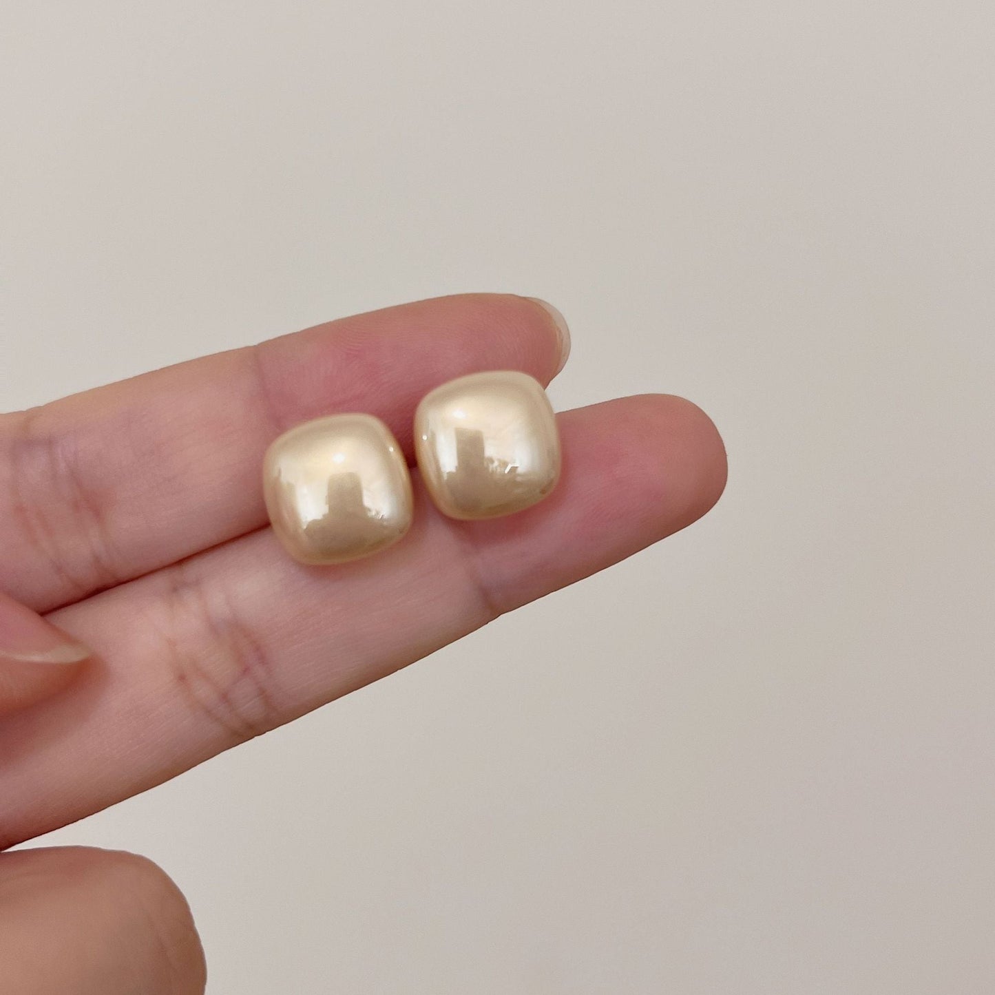 Korean Style Square Pearl Light Luxury Earrings - Daebak