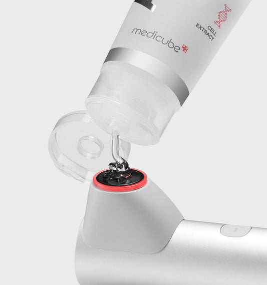 medicube AGE-R HIGH FOCUS SHOT (*It can only be shipped via express service.)