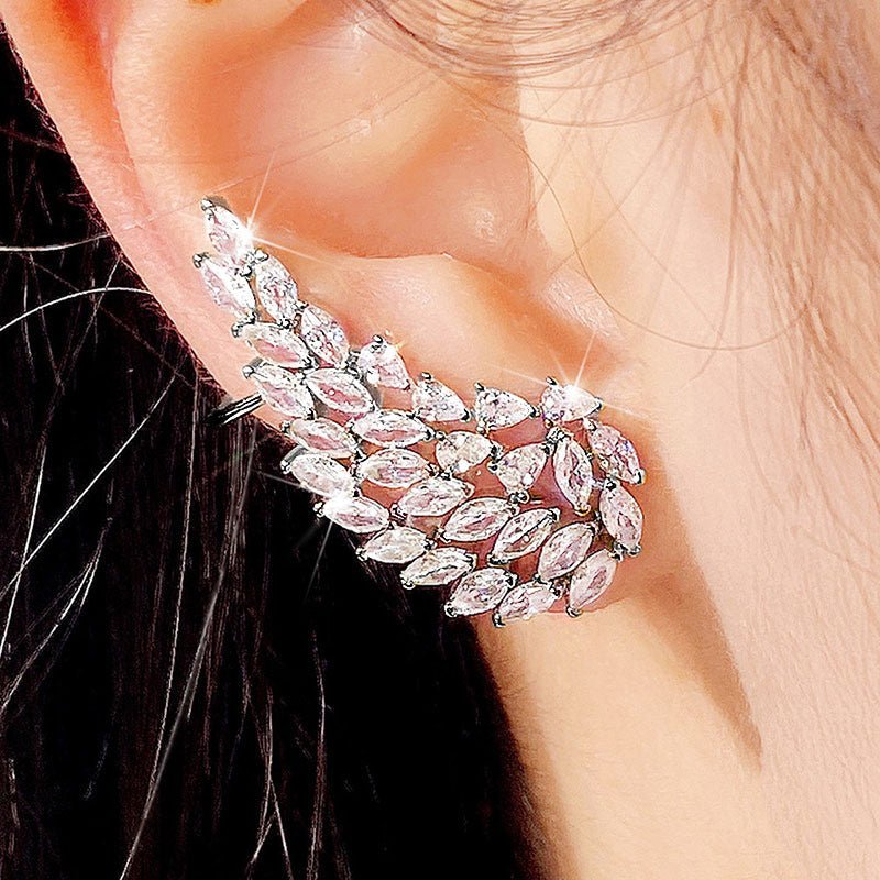 Shi Bright Full-jeweled Korean Angel Wings Ear Clip - Daebak