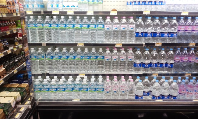 Jeju Samdasoo bottled water from the Jeju Special Self-Governing Province Development Corporation, Korea's best-selling mineral water brand