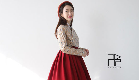Modern hanbok designs from Leesle by designer Hwang Lee-sle showing simplified jeogori jackets and contemporary skirts for everyday Korean wear
