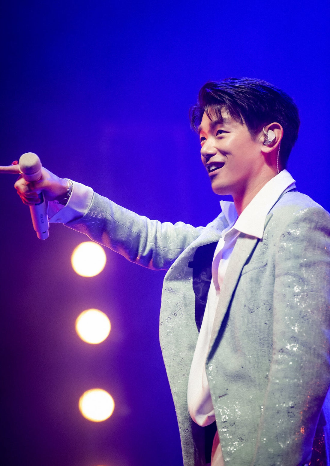 5 Solo K-Pop Artists That You Will Fall For - Daebak