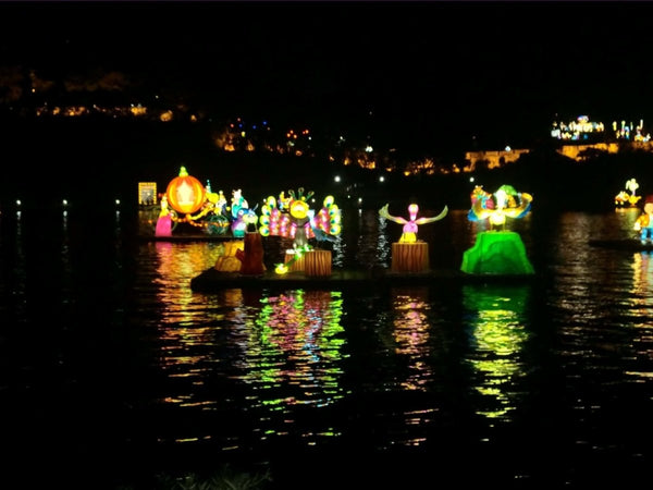 Everything You Want and Need To Know About The Jinju Namgang Lantern Festival!
