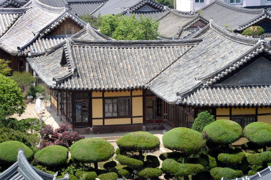 Colorful and Happy: A Look into the Jeonju Bibimbap Festival - Daebak