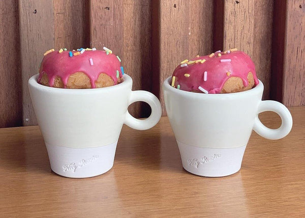 Donuts flottant sur le café 🍩