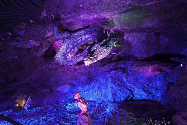 Erkunden Sie die Lichter in der Gwangmyeong -Höhle