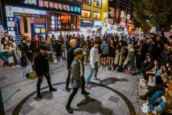 Explorer la rue commerçante de Hongdae: 3 meilleurs magasins et autres attractions!