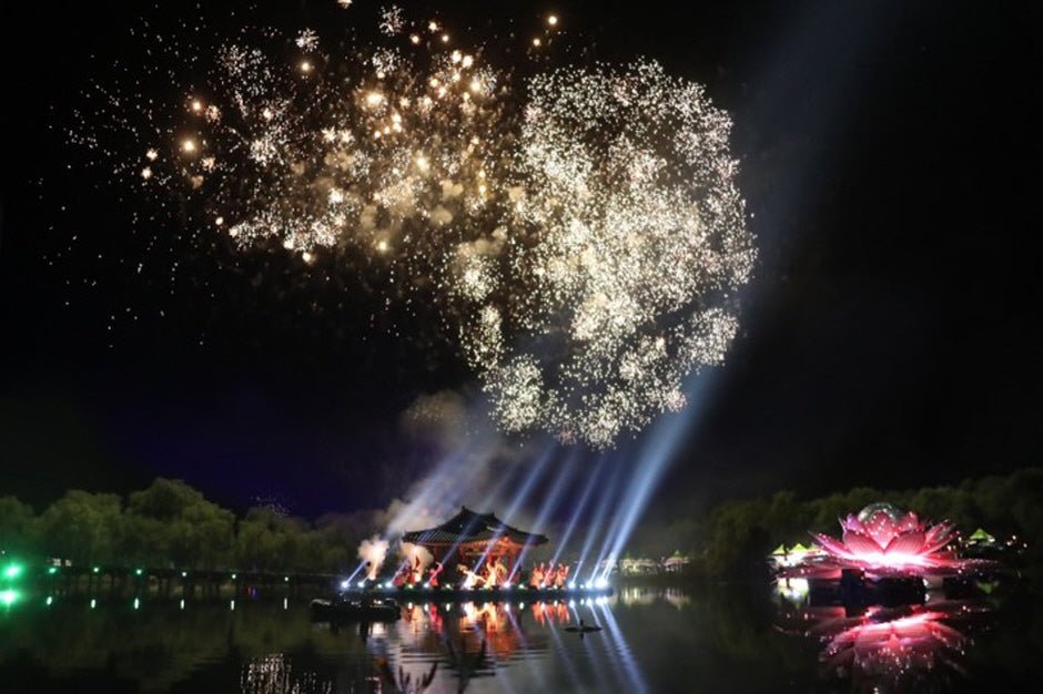 Flower Fest: The Buyeo Seodong Lotus Festival - Daebak