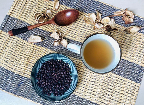 Halten Sie sich ruhig und trinken Sie Tee: traditionelle koreanische Tees für den Sommer