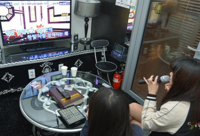 Korean Noraebang Guide: Korea's Beloved Karaoke Singing Tradition - Daebak