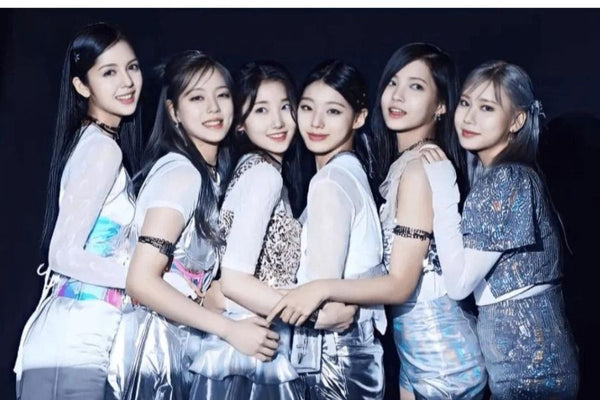 Kpops neueste Mädchengruppe: Lapillus, debütiert mit eingängiger Single "Hit Ya!"