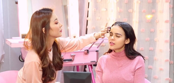 Learn to Do Natural Makeup Like f(x)'s Luna