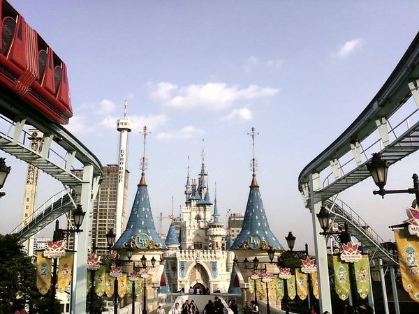 Lotte World: A Haven Full of Food and Fun