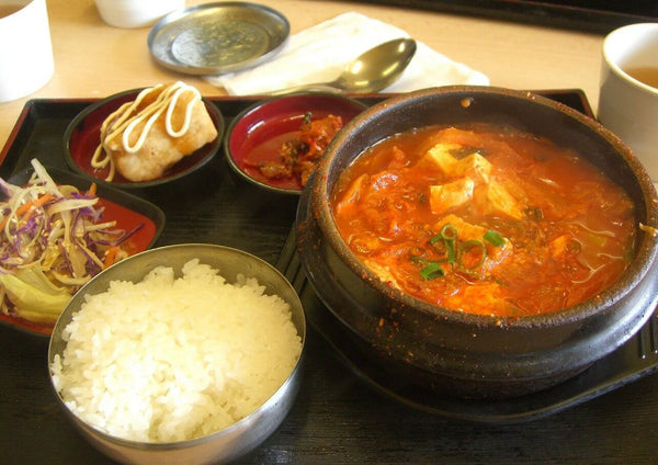 Rezept: Kimchi-Jjigae (Schweinebauch Kimchi-Eintopf)