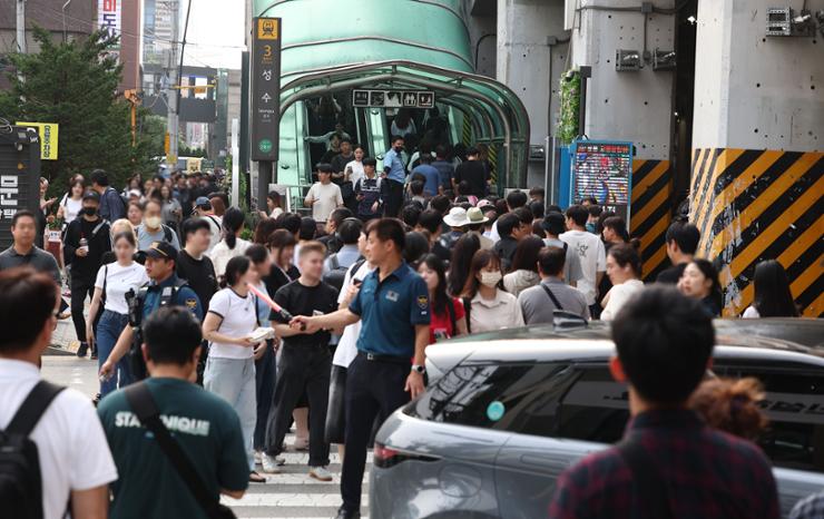 Seoul Subway and T-money Card: The Tourist's Complete Guide - Daebak