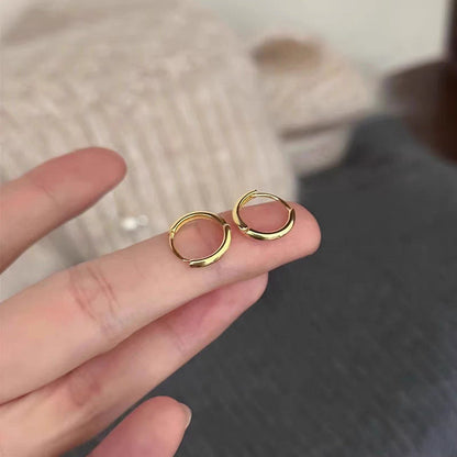 Ins Trendy Small Heart Gold Plated Earrings Minimalist Niche Ladies Ear Studs