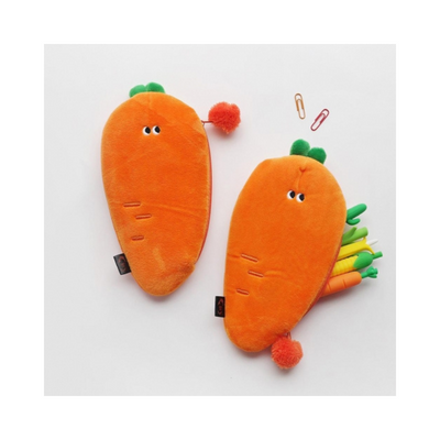 Carrot Friends Slim Pouch