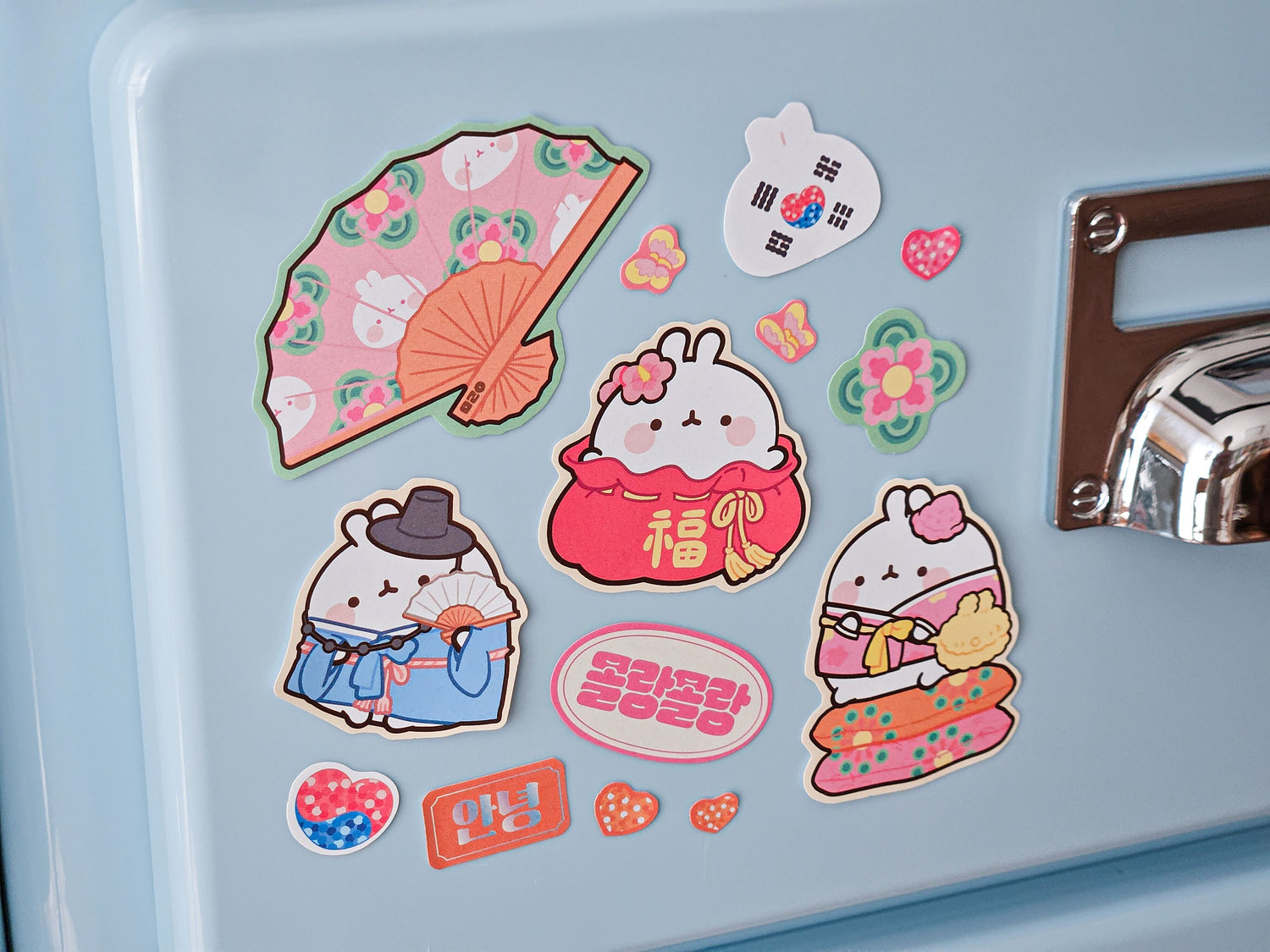 MOLANG is daebak
