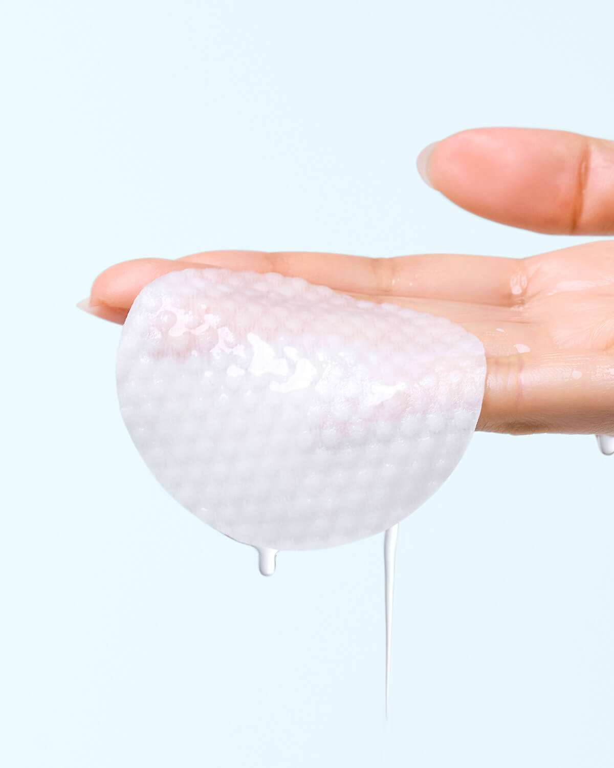 Luvum Witch Hazel Hyaluronic Toner Pad