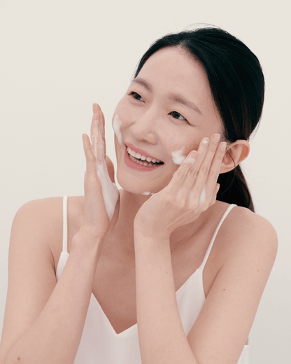 Urang Creamy Bubble Foam Cleanser