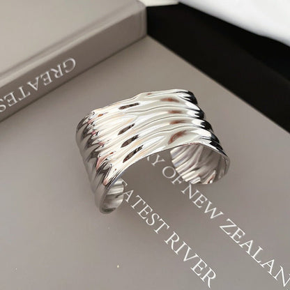 Acrylic Glossy Blooming Korean Style Simple Light Luxury Bracelet - Daebak