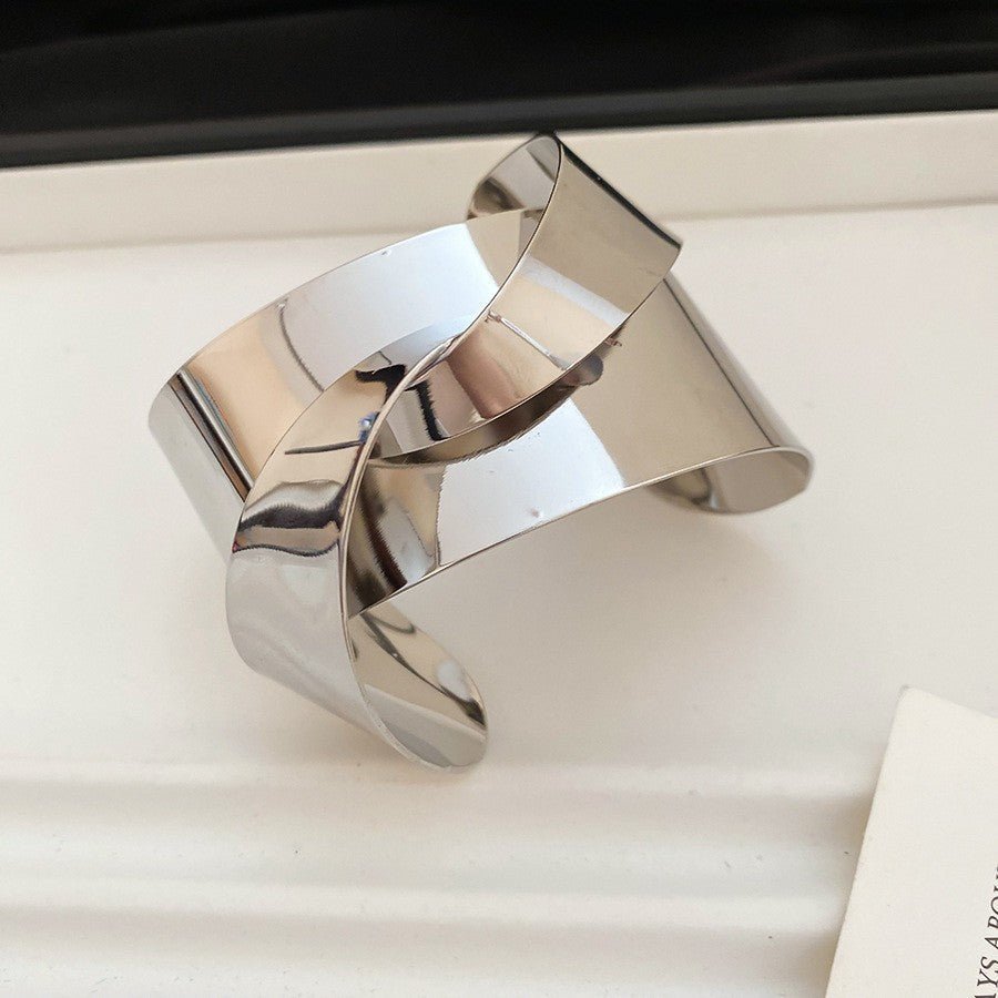 Acrylic Glossy Blooming Korean Style Simple Light Luxury Bracelet - Daebak