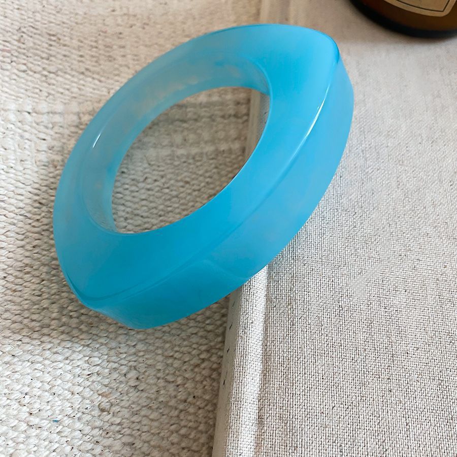 Acrylic Glossy Blooming Korean Style Simple Light Luxury Bracelet - Daebak