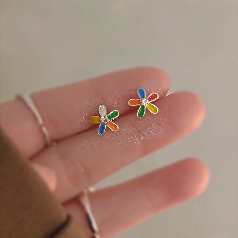 Ins Trendy Small Heart Gold Plated Earrings Minimalist Niche Ladies Ear Studs