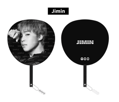 BTS - ARIRANG World Tour Exclusive Merch (Wappen Sticker / Image Picket / Las Vegas Pin Badge) - Daebak