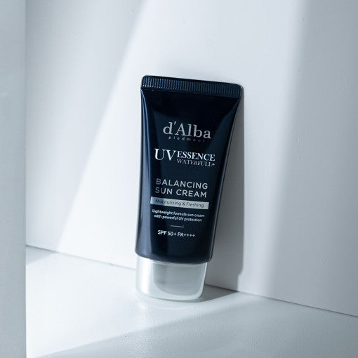 كريم واقٍ من الشمس d'Alba Waterfull Balancing سعة 50ml SPF50+PA++++