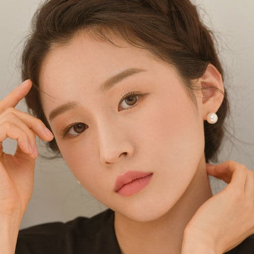 Dinto Blur-Finish Shadow 5.4g #703 Edith Wharton - Daebak