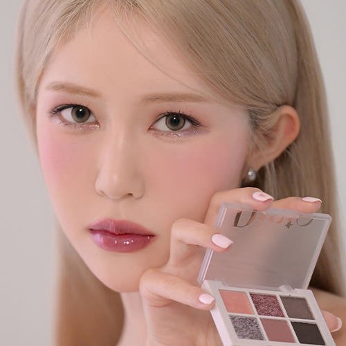 Dinto Blur-Finish Shadow 5.4g #707 J.M. Barrie - Daebak