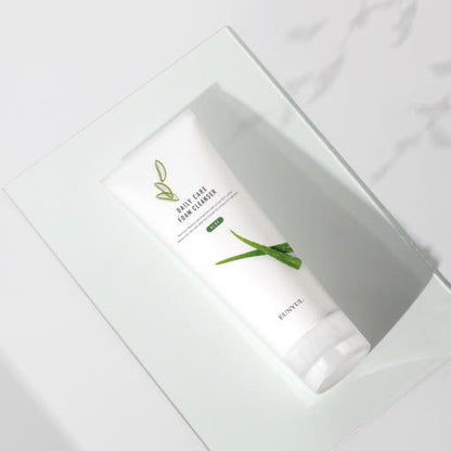 EUNYUL Daily Care ALOE Foam Cleanser 150ml - Daebak
