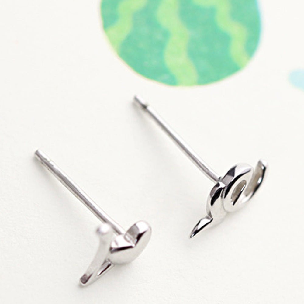 Female Korean Fashion Love English Sier Stud Earrings - Daebak