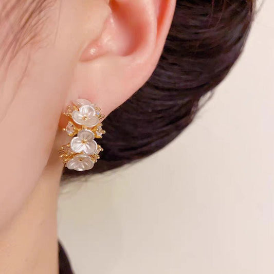 Fresh And Chic C Shaped Earrings With Diamond Encrusted Flowers For Women - Daebak