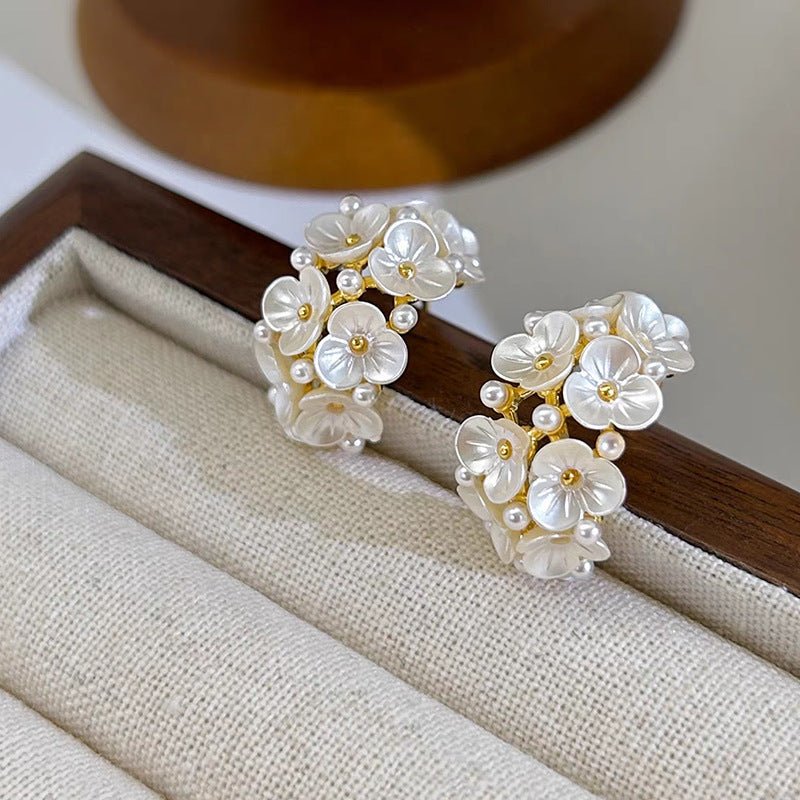 Fresh And Chic C Shaped Earrings With Diamond Encrusted Flowers For Women - Daebak