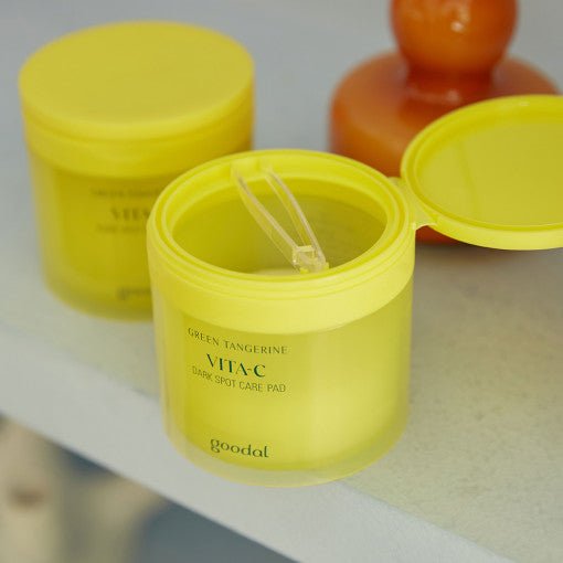 goodal Green Tangerine Vita-C Dark Spot Care Pad 70P - Daebak