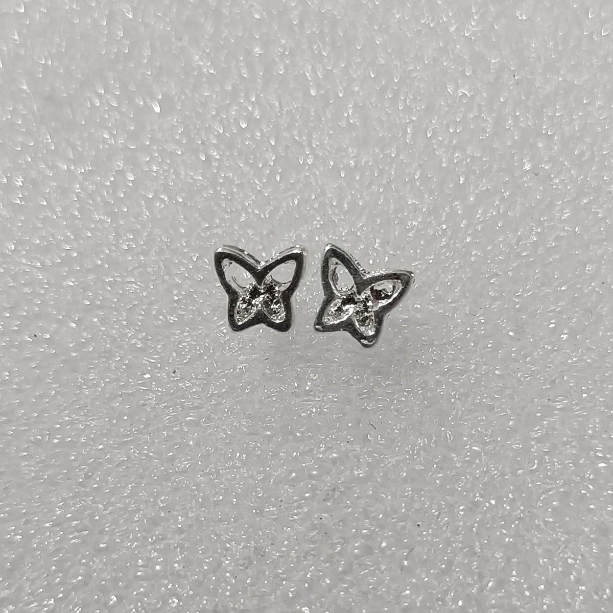 High-grade Bow Small Sier-plated Geometric Korean Earrings - Daebak