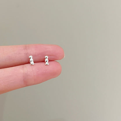 High-grade Bow Small Sier-plated Geometric Korean Earrings - Daebak