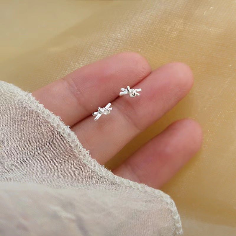 High-grade Bow Small Sier-plated Geometric Korean Earrings - Daebak