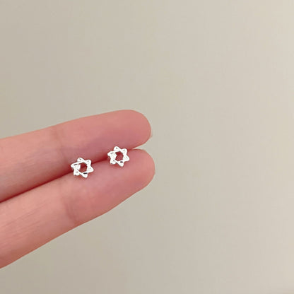 High-grade Bow Small Sier-plated Geometric Korean Earrings - Daebak