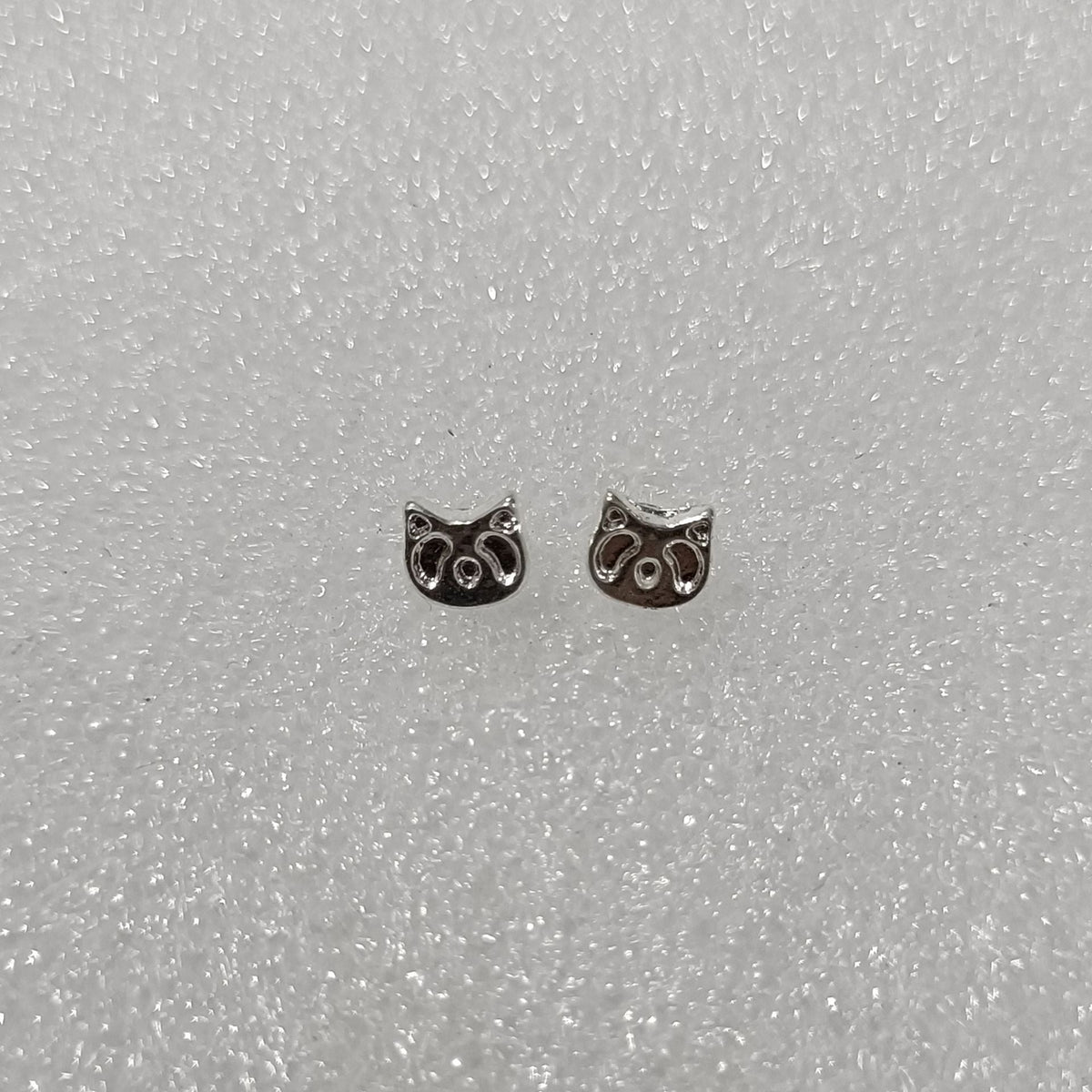 High-grade Bow Small Sier-plated Geometric Korean Earrings - Daebak