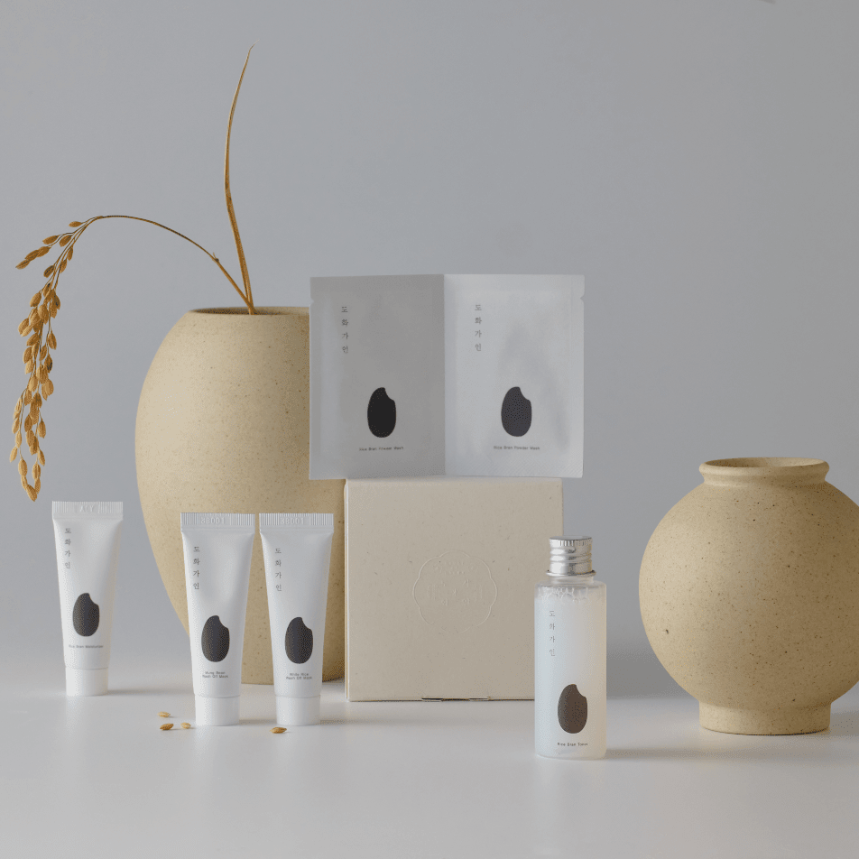 House of Dohwa Travel Kit - Daebak